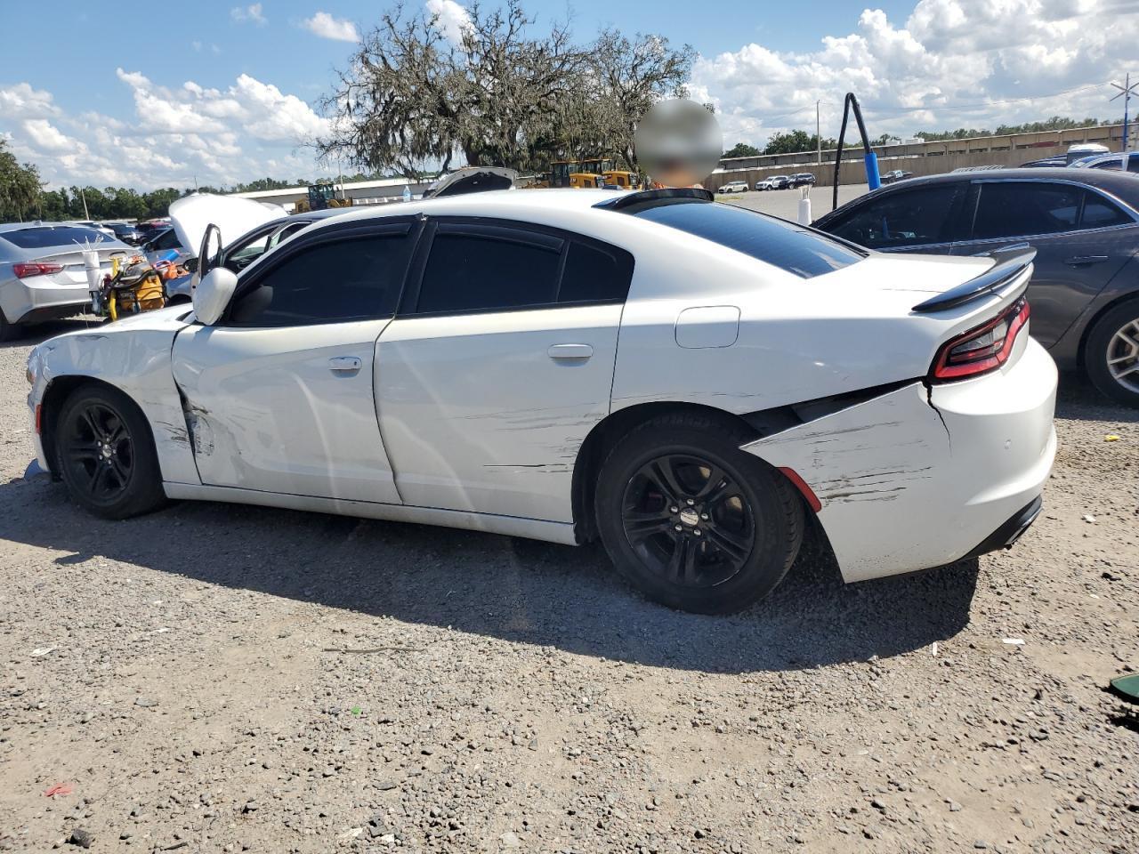 2020 Dodge Charger Sxt - Фото 2