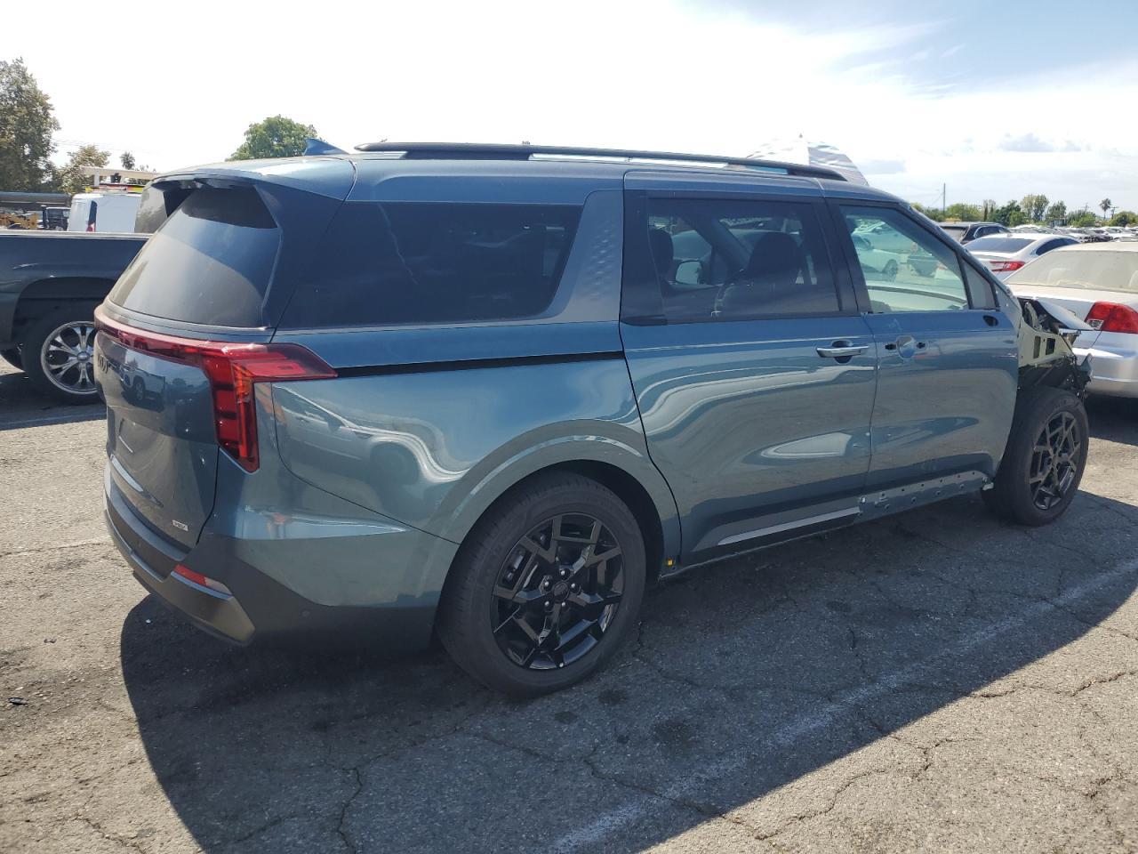 2025 Kia Carnival Sx - Фото 3