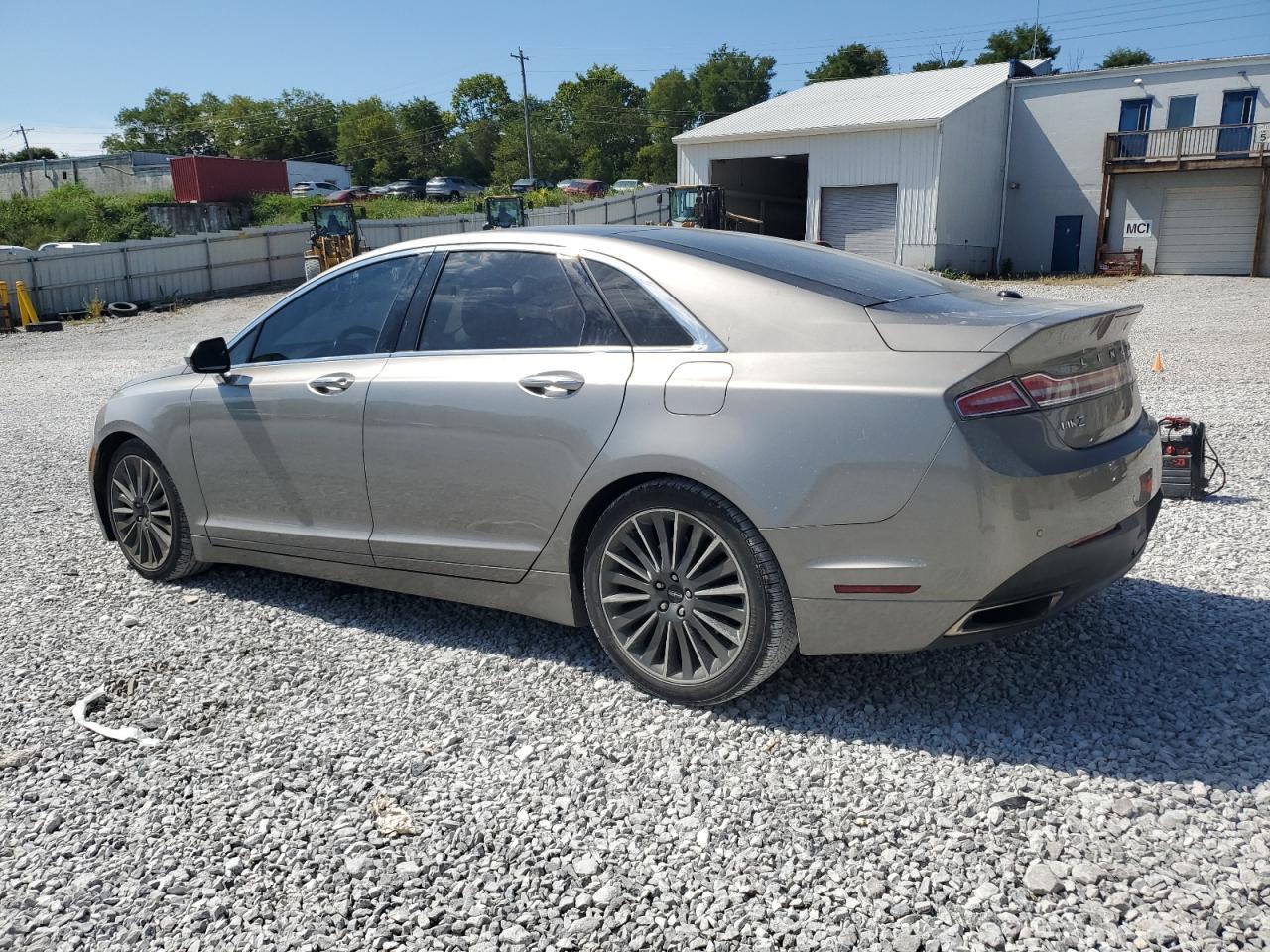 2016 Lincoln Mkz - Фото 2