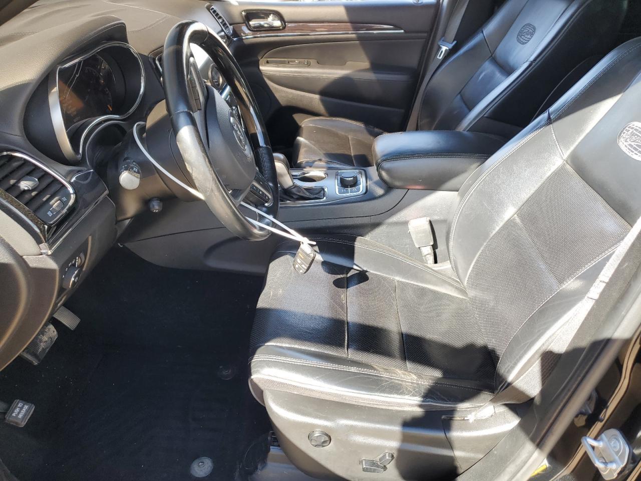 2020 Jeep Grand Cherokee Overland - Фото 7