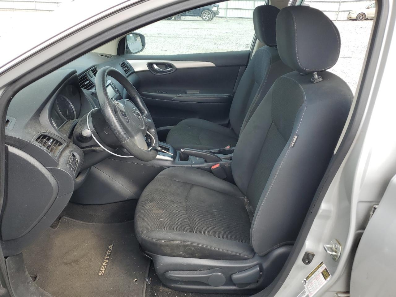 2019 Nissan Sentra S - Фото 7