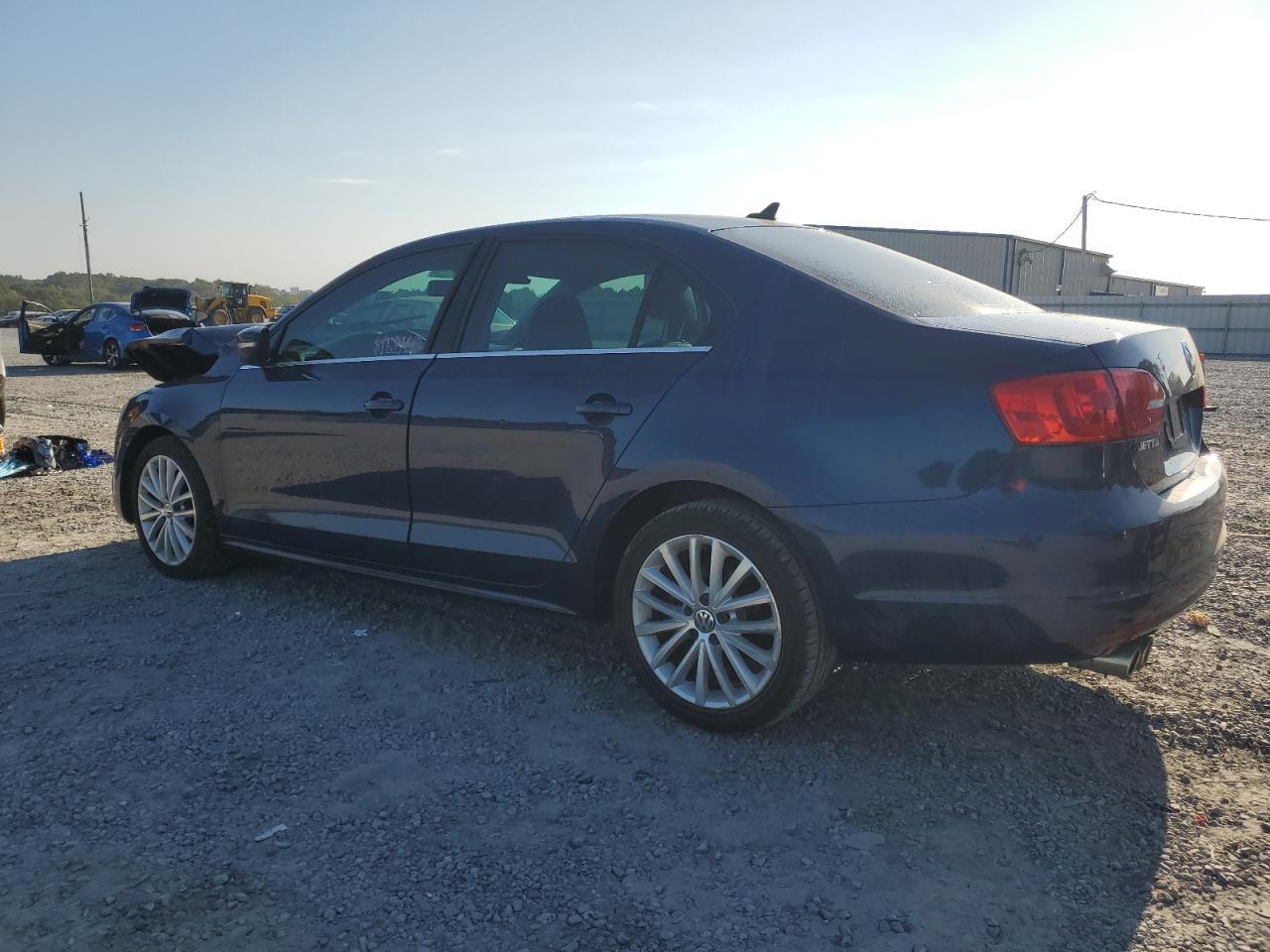 2011 Volkswagen Jetta Sel - Image 2