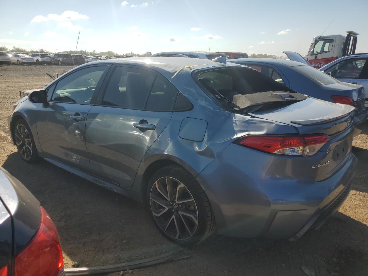 2020 Toyota Corolla Se - Image 2