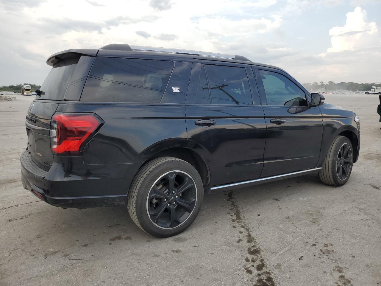 2022 Ford Expedition Limited - Фото 3