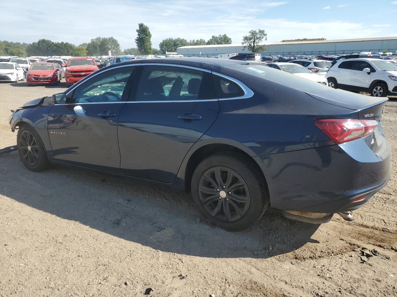 2021 Chevrolet Malibu Lt - Фото 2
