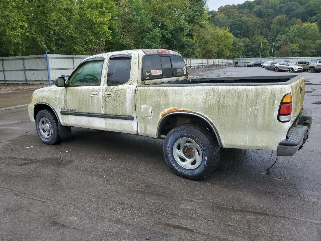 2003 Toyota Tundra Access Cab Sr5 - Image 2