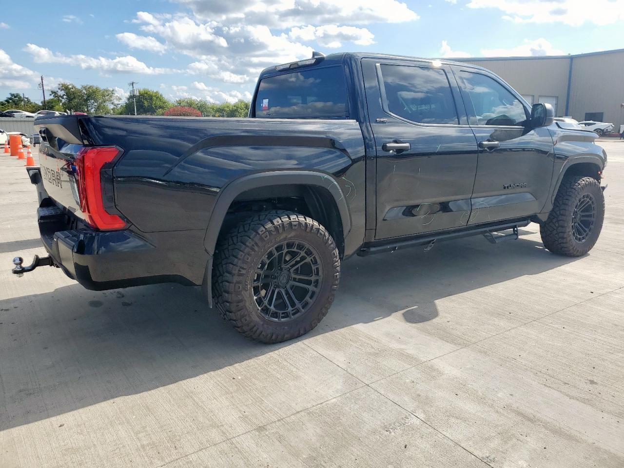 2025 Toyota Tundra Crewmax Sr - Фото 3