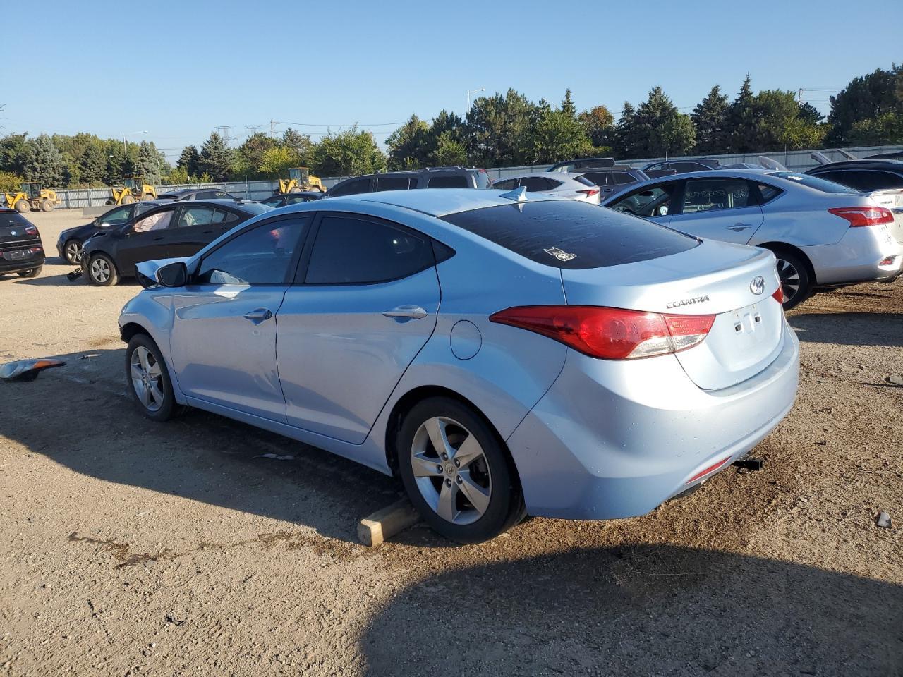 2013 Hyundai Elantra Gls - Image 2