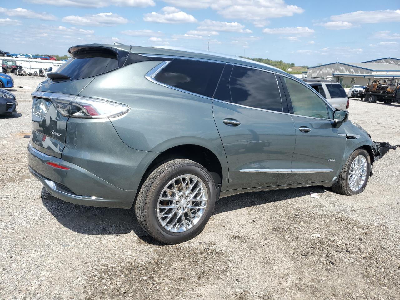 2023 Buick Enclave Avenir - Image 3