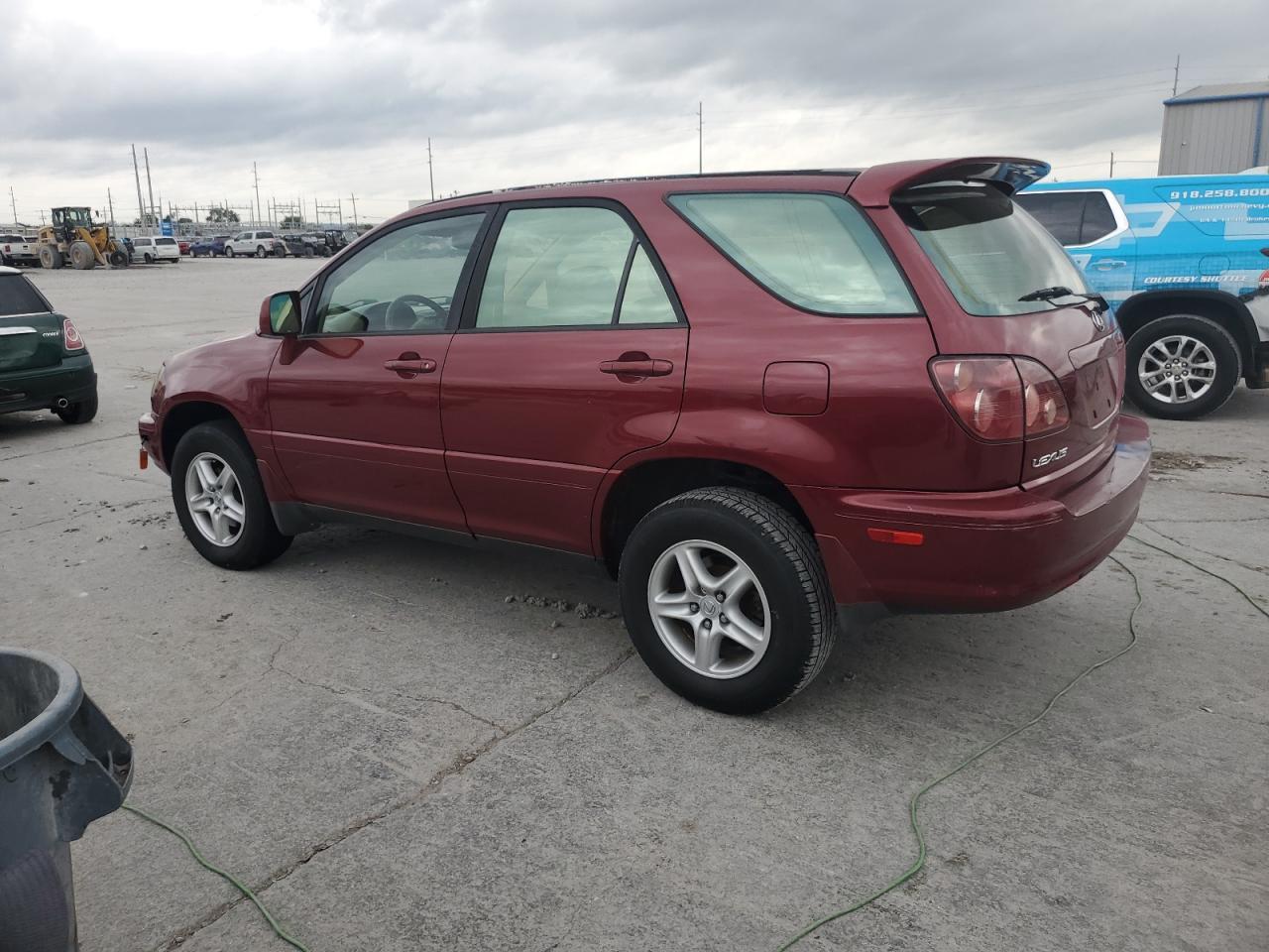 2000 Lexus Rx 300 - Image 2