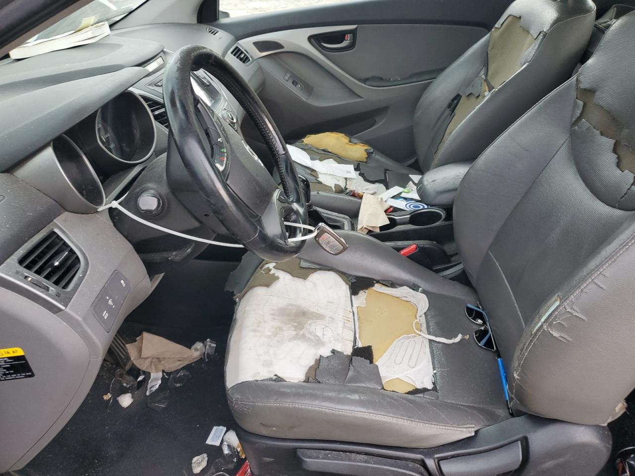 2014 Hyundai Elantra Coupe Gs - Image 7