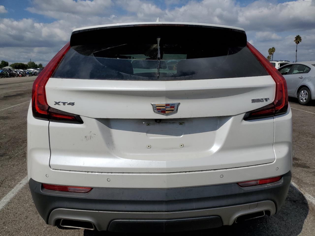 2023 Cadillac Xt4 Premium Luxury - Image 6