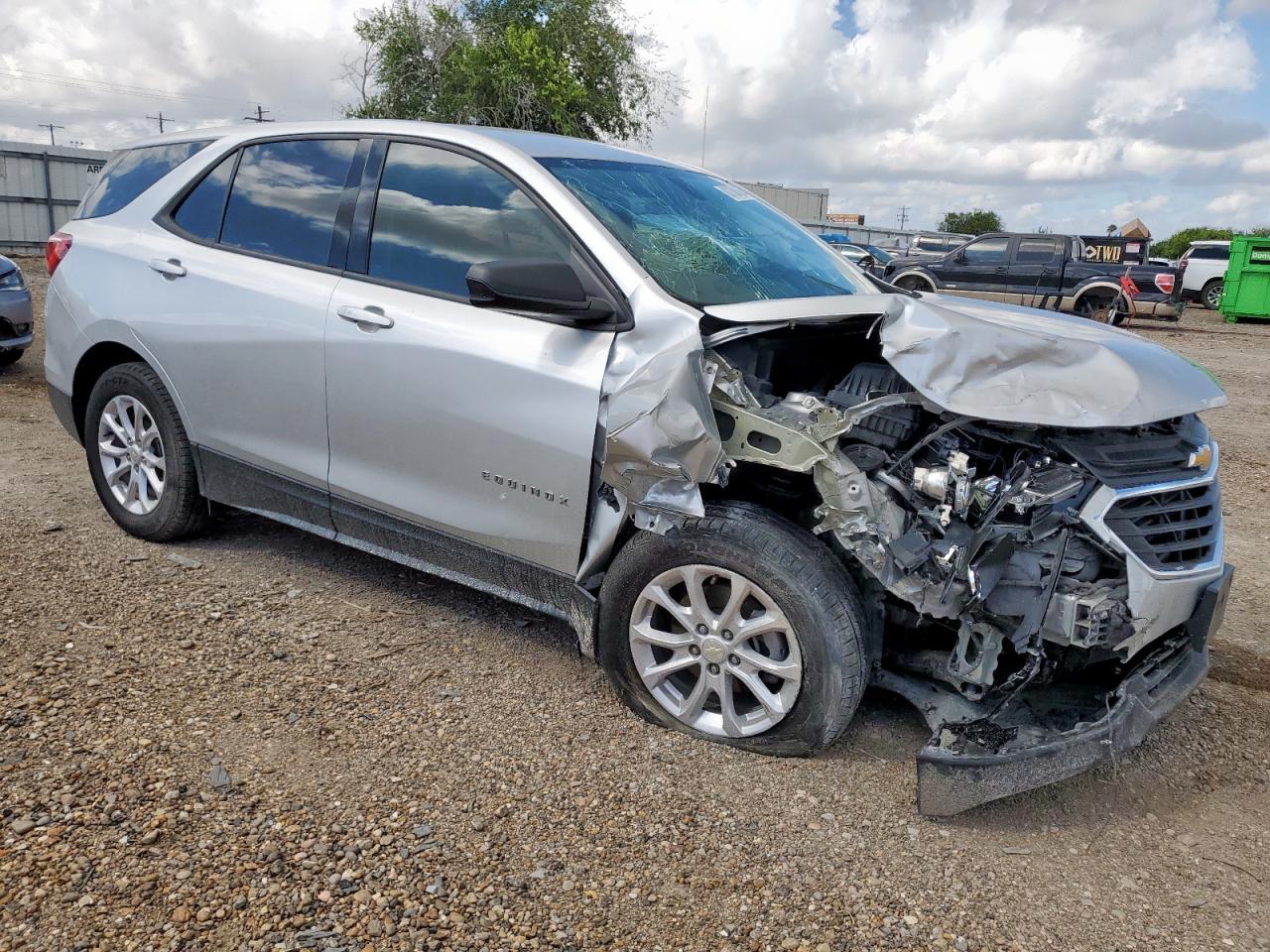 2019 Chevrolet Equinox Ls - Фото 4