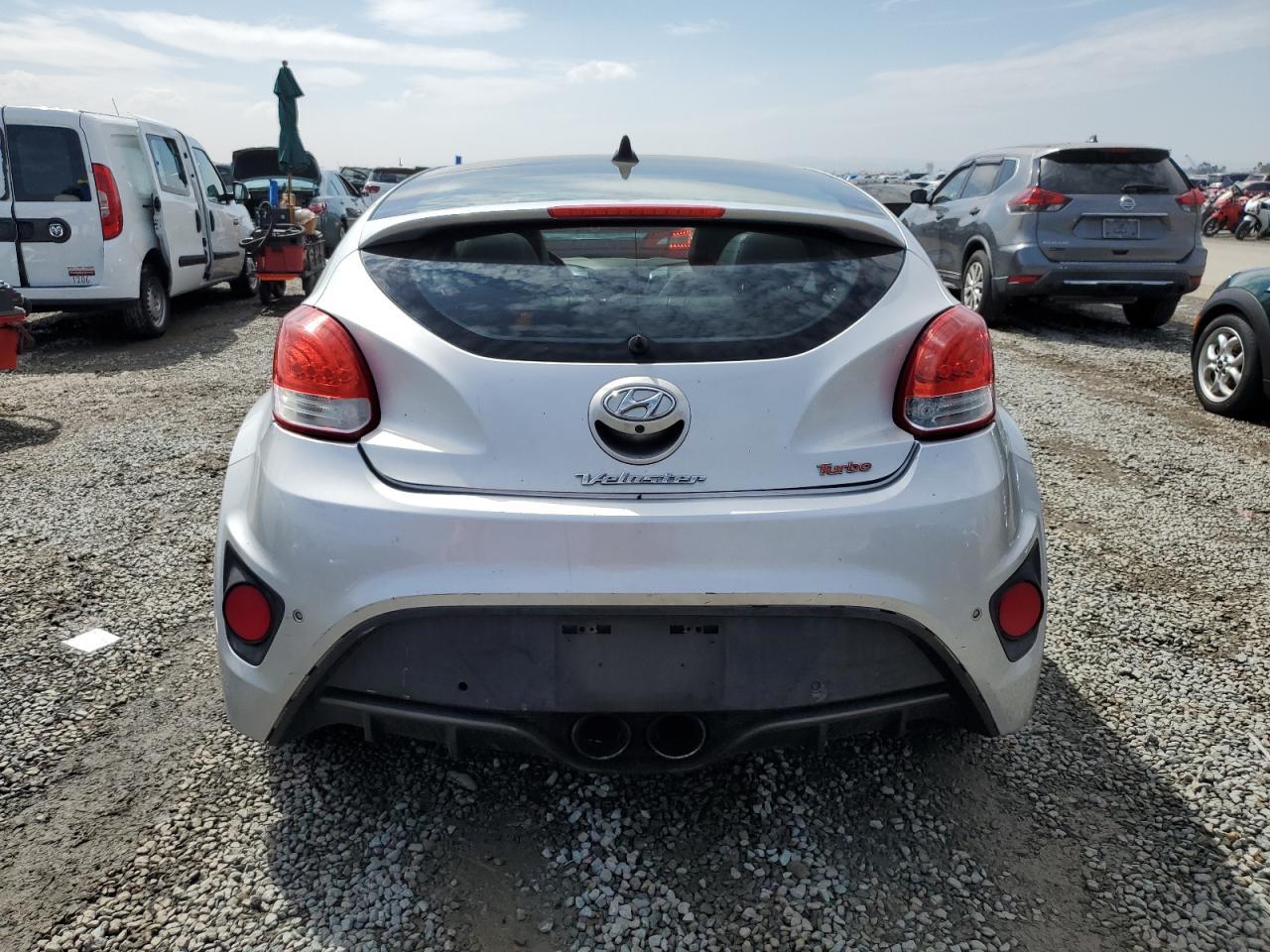 2013 Hyundai Veloster Turbo - Фото 6