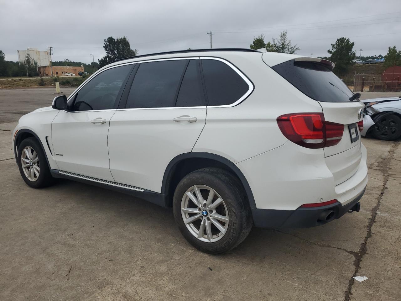 2015 BMW X5 xDrive35I - Фото 2
