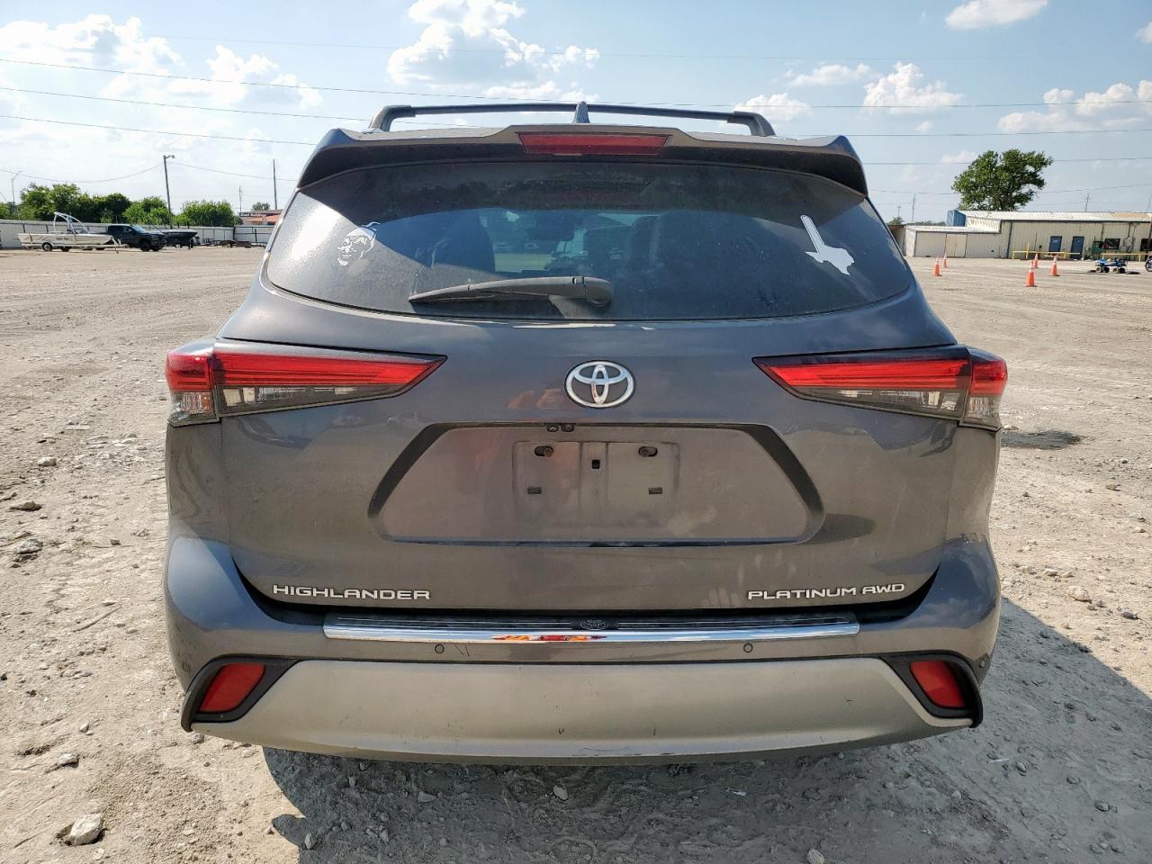 2021 Toyota Highlander Platinum - Фото 6