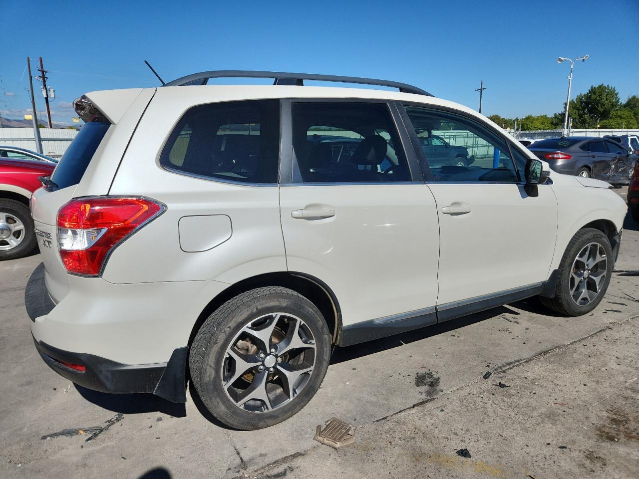 2015 Subaru Forester 2.0Xt Touring - Фото 3