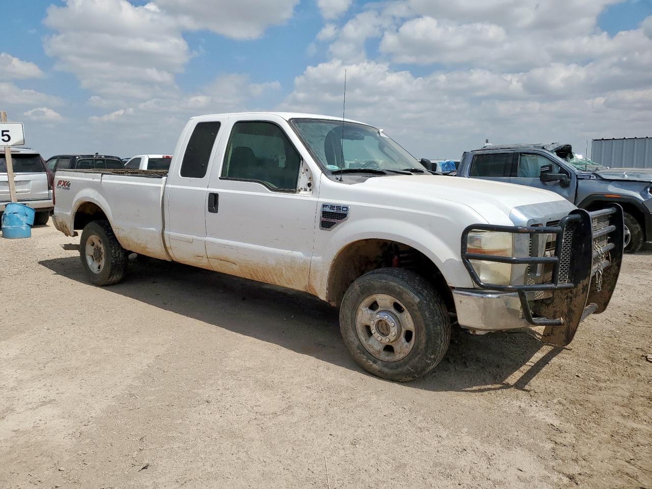 2010 Ford F250 Super Duty - Image 4