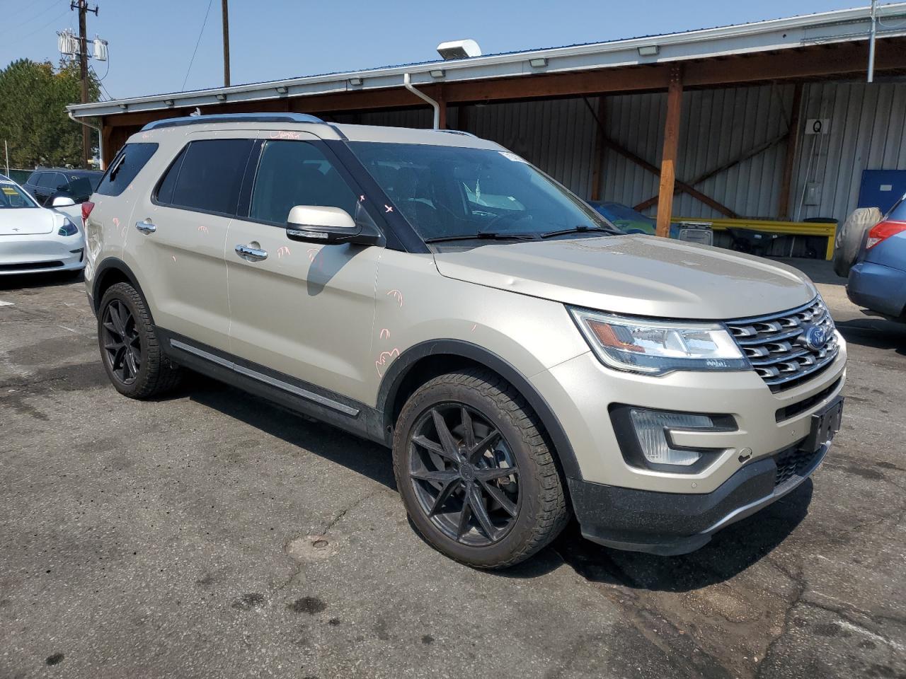 2017 Ford Explorer Limited - Image 4