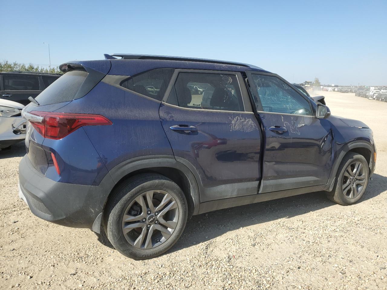 2023 Kia Seltos Lx - Фото 3