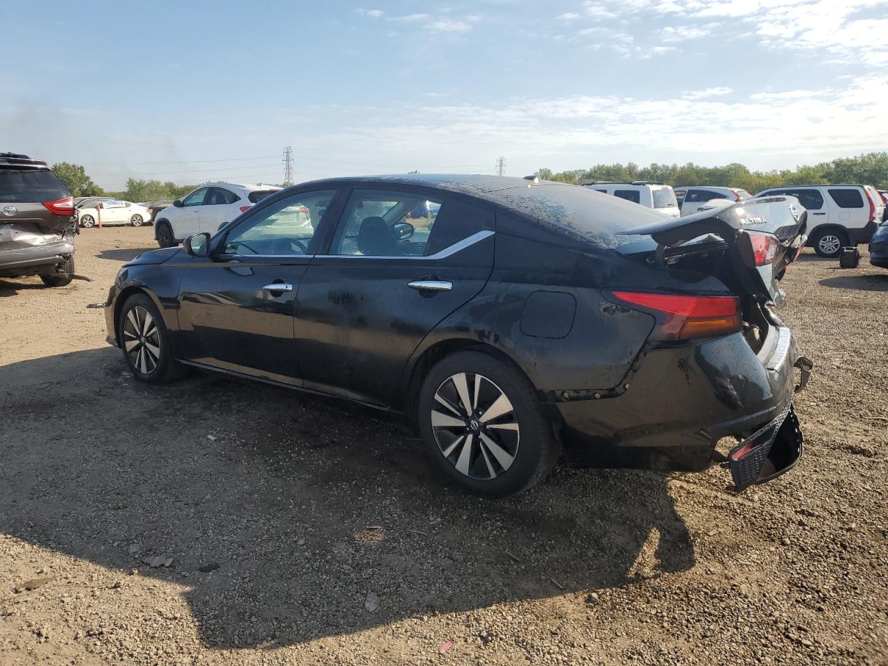 2022 Nissan Altima Sv - Image 2