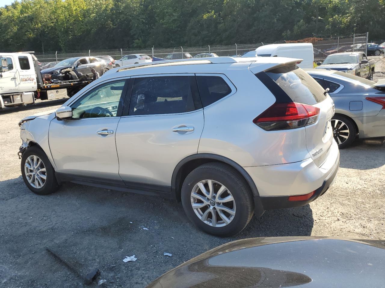 2018 Nissan Rogue S - Image 2