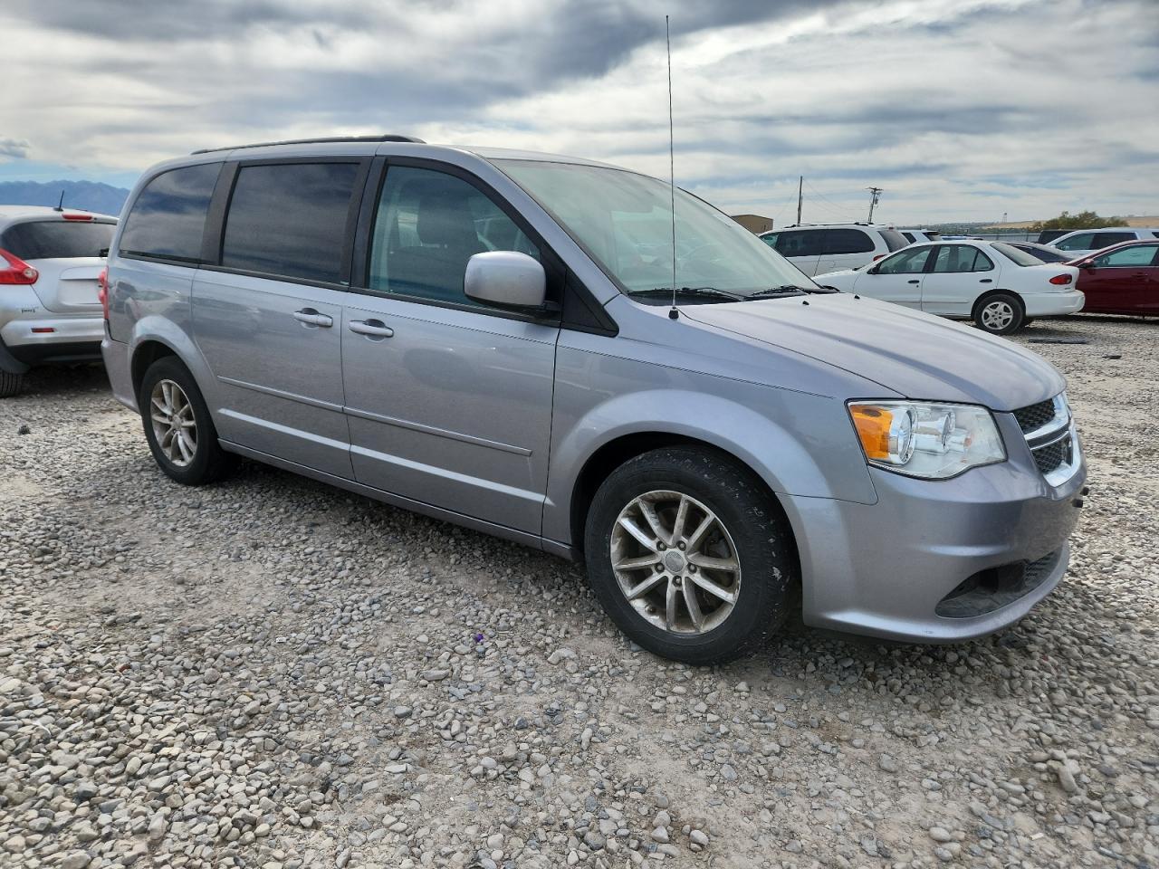 2014 Dodge Grand Caravan Sxt - Image 4