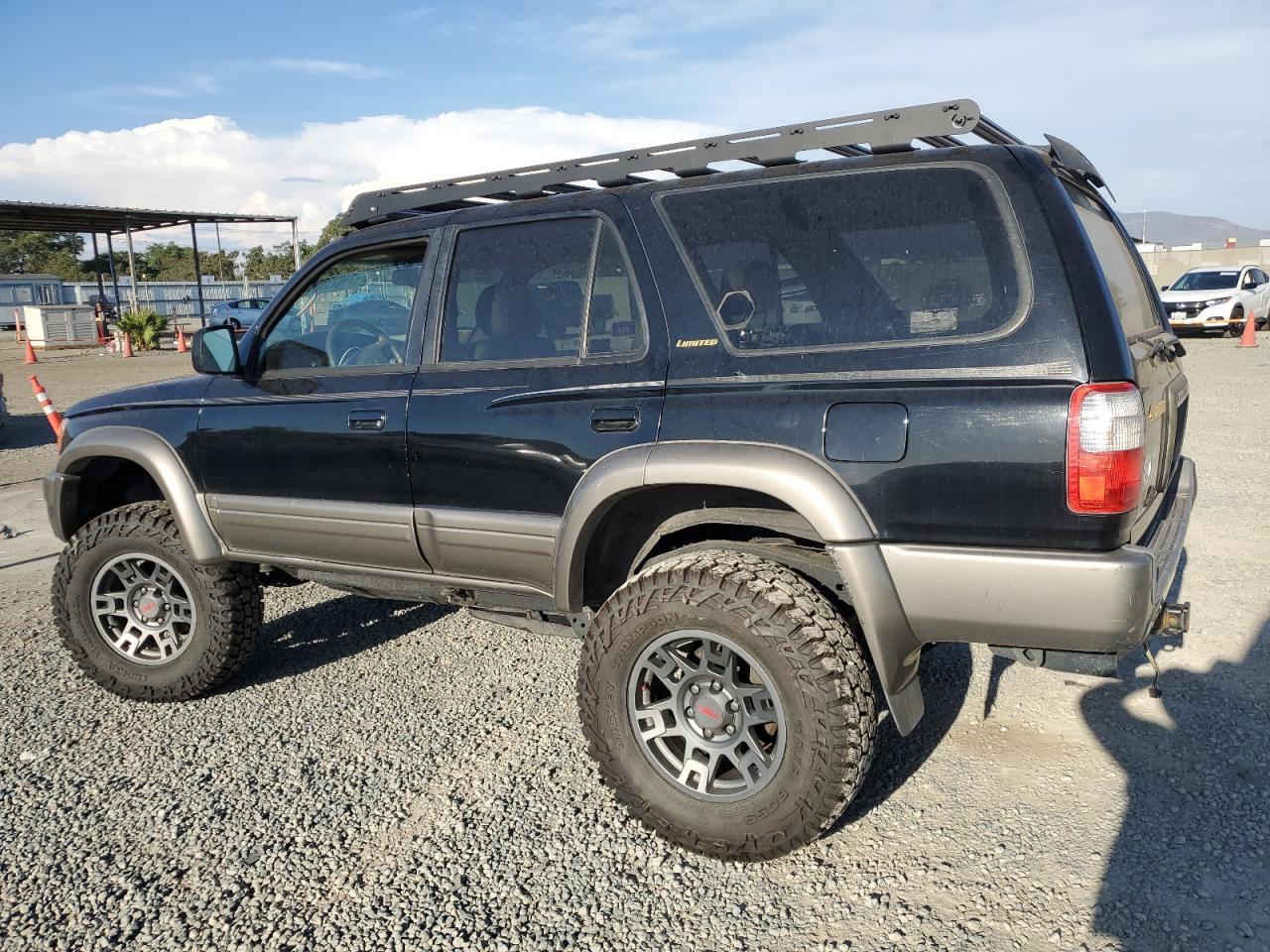 1999 Toyota 4Runner Limited - Image 2