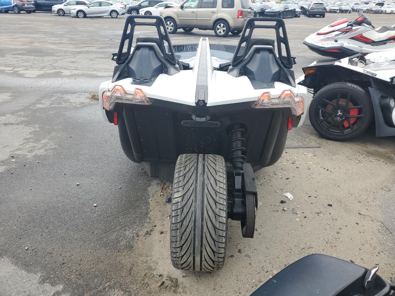 2019 Polaris Slingshot - Фото 4