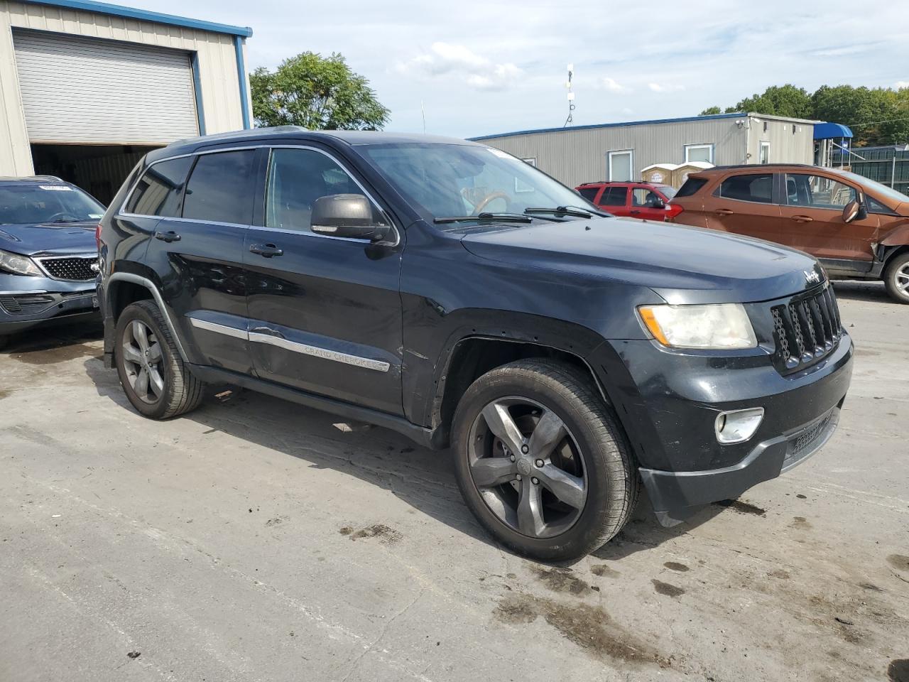 2011 Jeep Grand Cherokee Overland - Фото 4