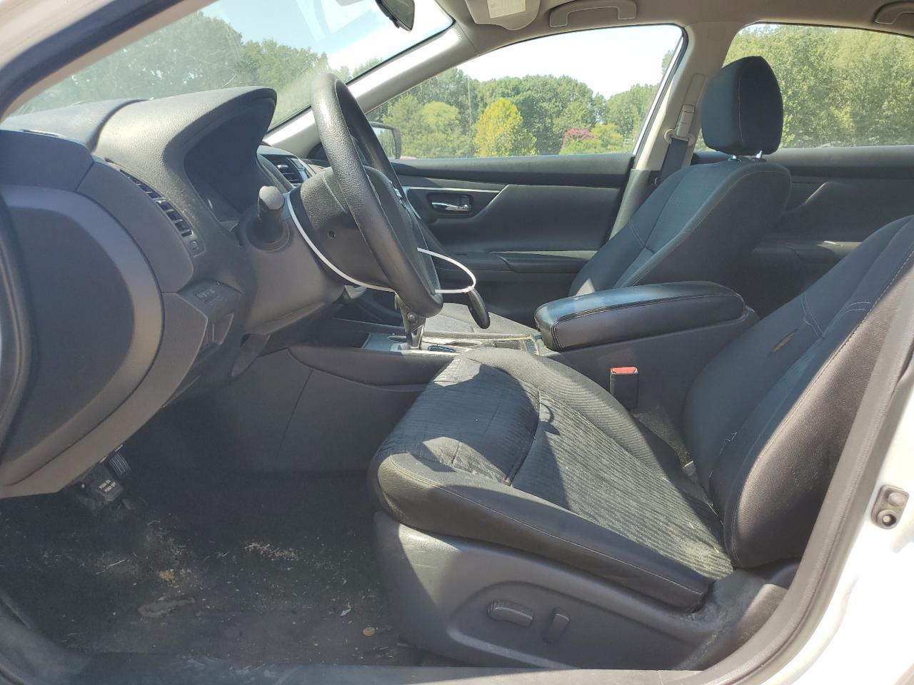 2016 Nissan Altima 2.5 - Image 7