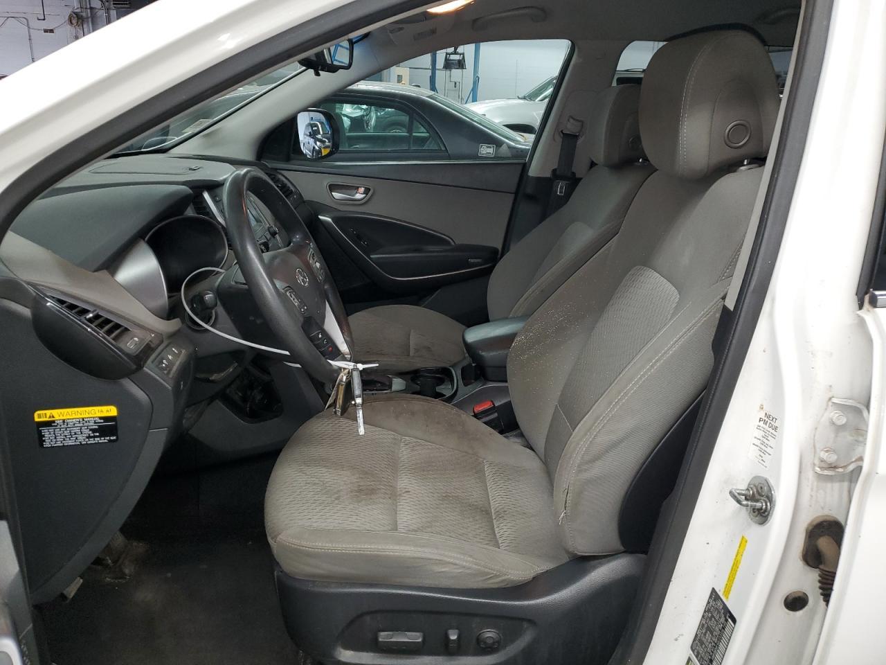 2016 Hyundai Santa Fe Se - Image 7
