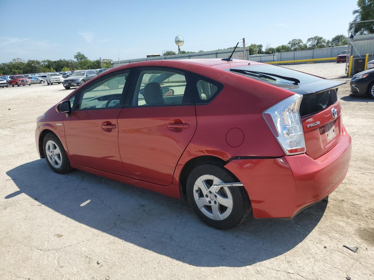 2011 Toyota Prius - Image 2