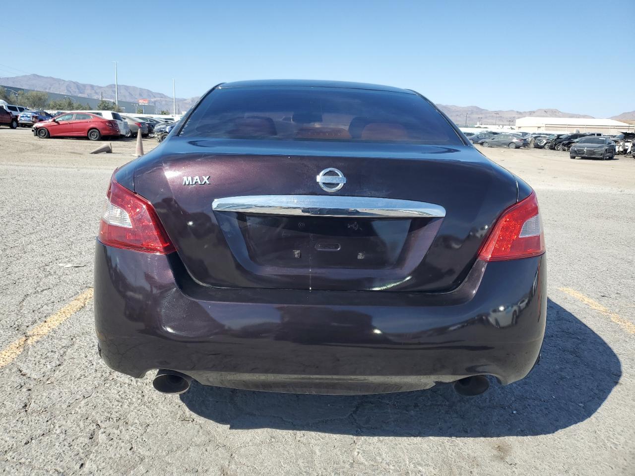 2010 Nissan Maxima S - Фото 6