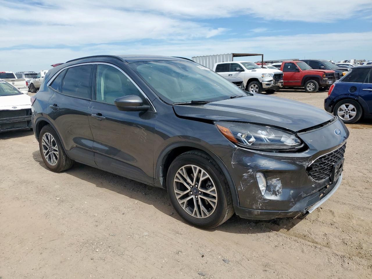 2020 Ford Escape Sel - Фото 4