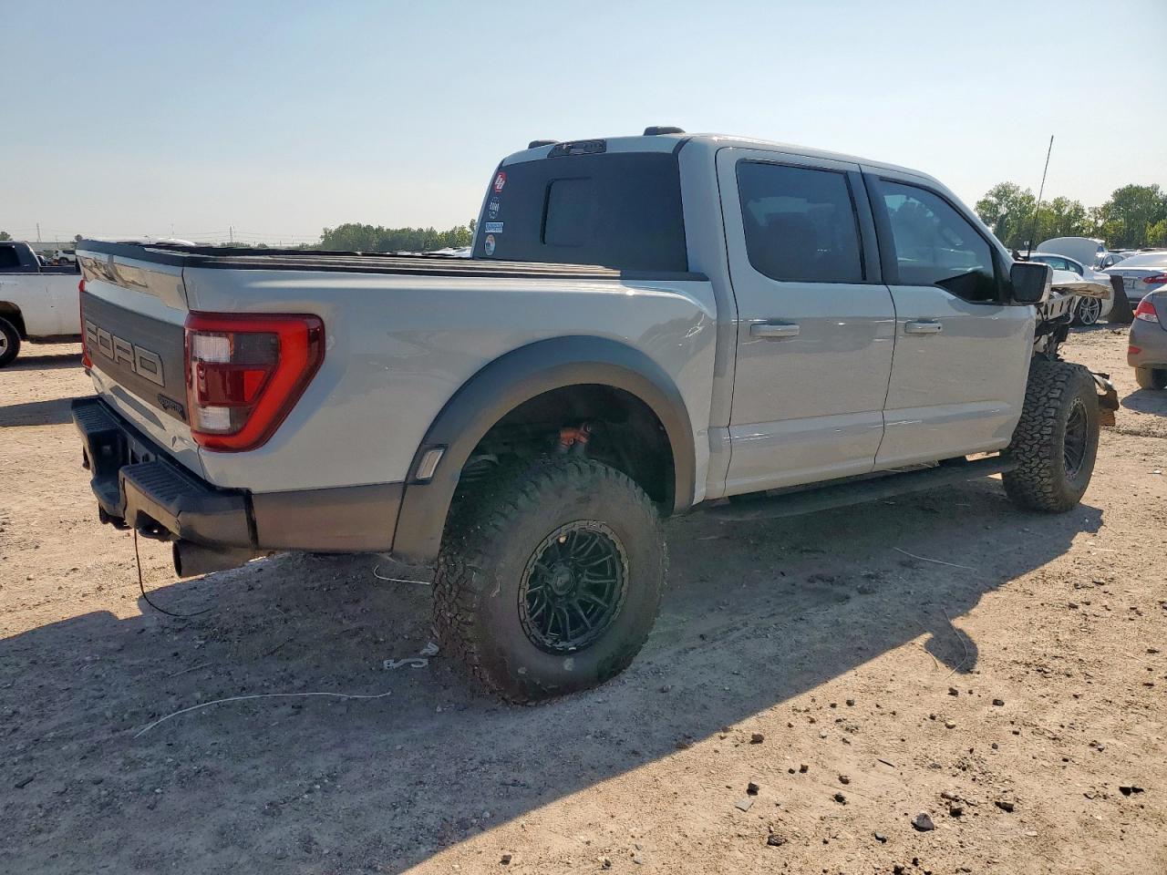 2023 Ford F150 Raptor - Фото 3