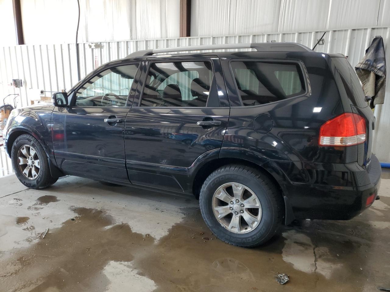 2009 Kia Borrego - Фото 2