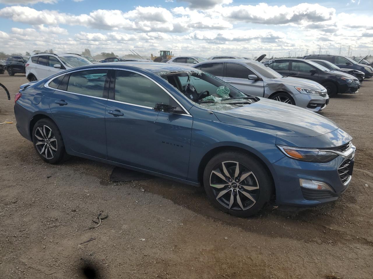2025 Chevrolet Malibu Rs - Фото 4