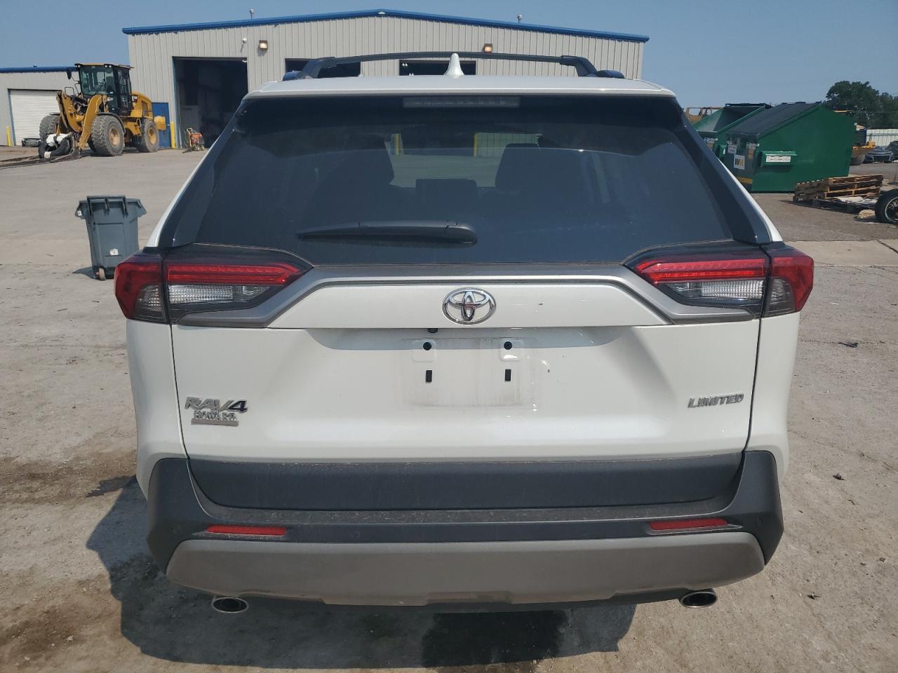 2024 Toyota Rav4 Limited - Фото 6