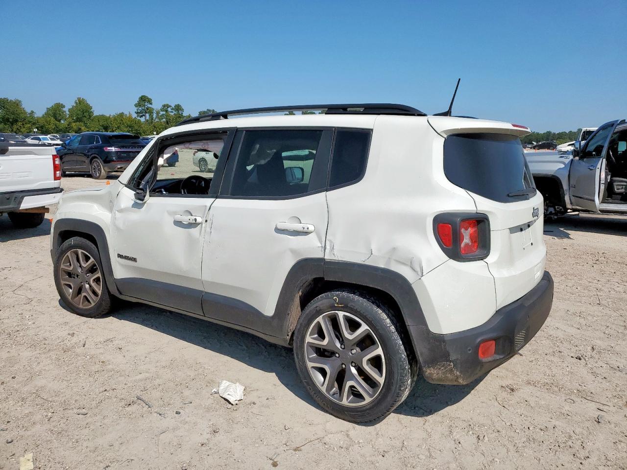 2018 Jeep Renegade Latitude - Фото 2