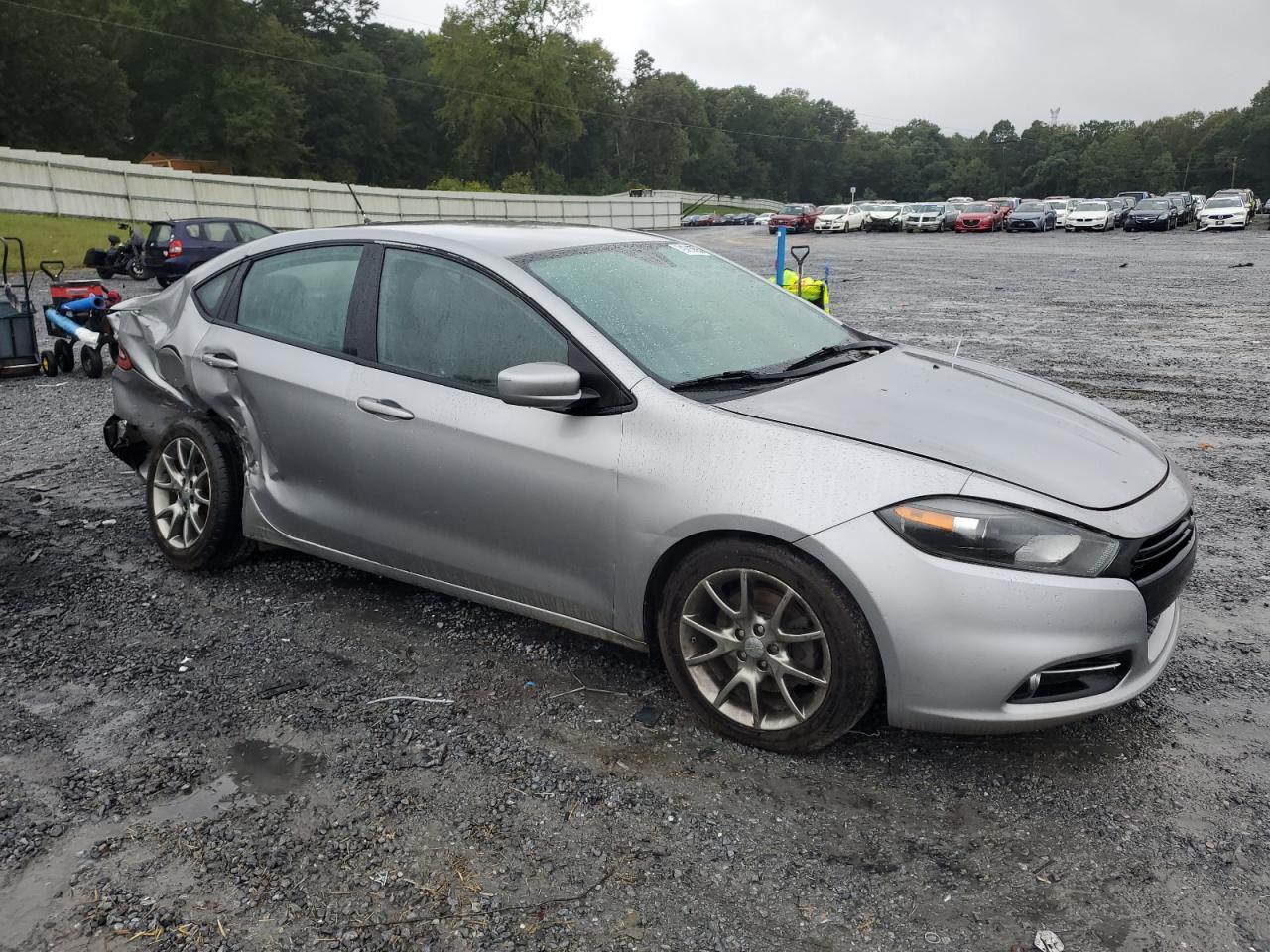 2015 Dodge Dart - Image 4