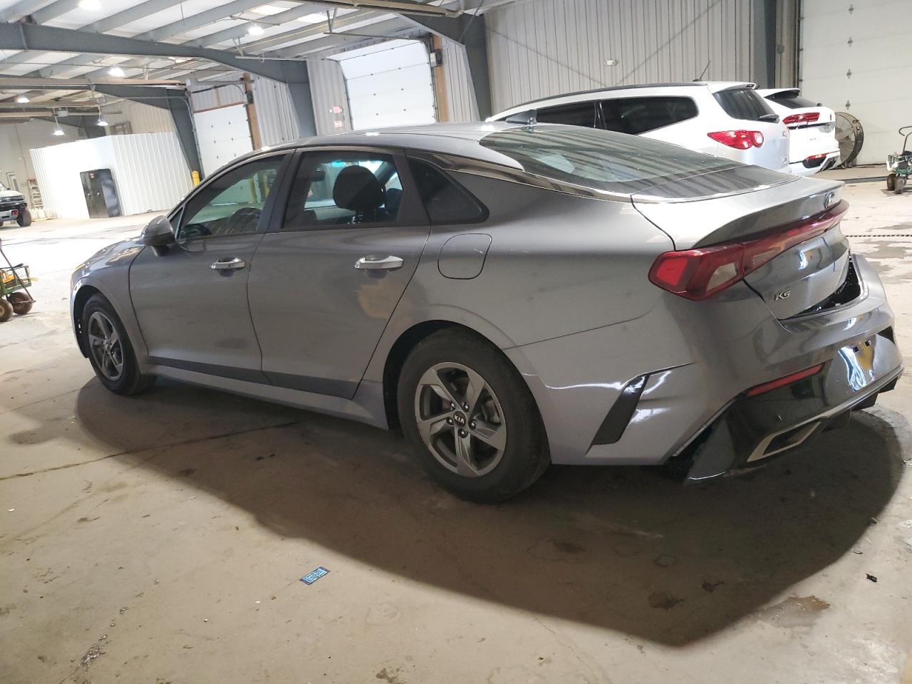 2021 Kia K5 Lxs - Фото 2