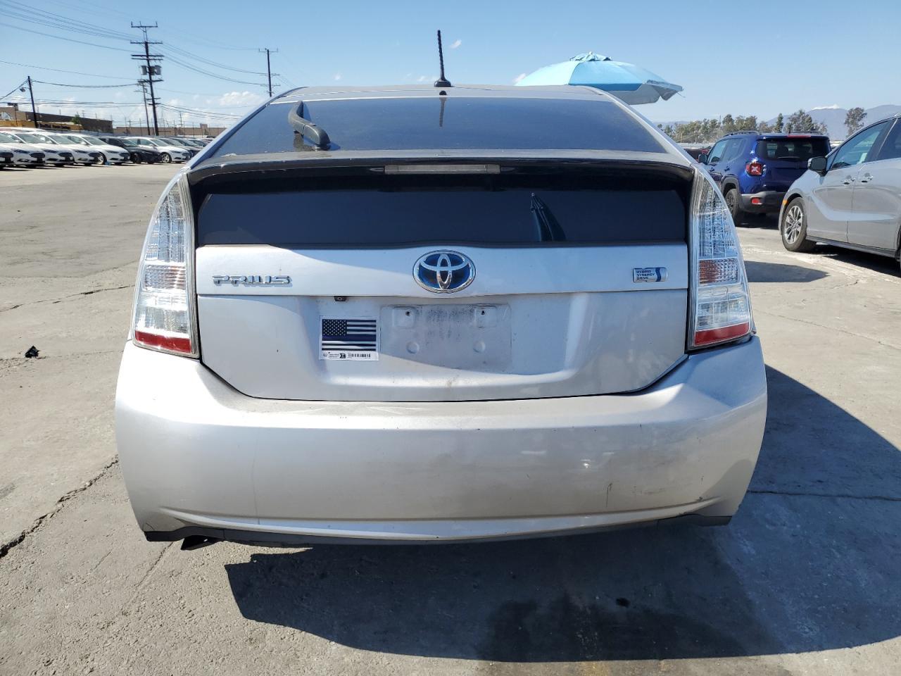 2011 Toyota Prius - Image 6