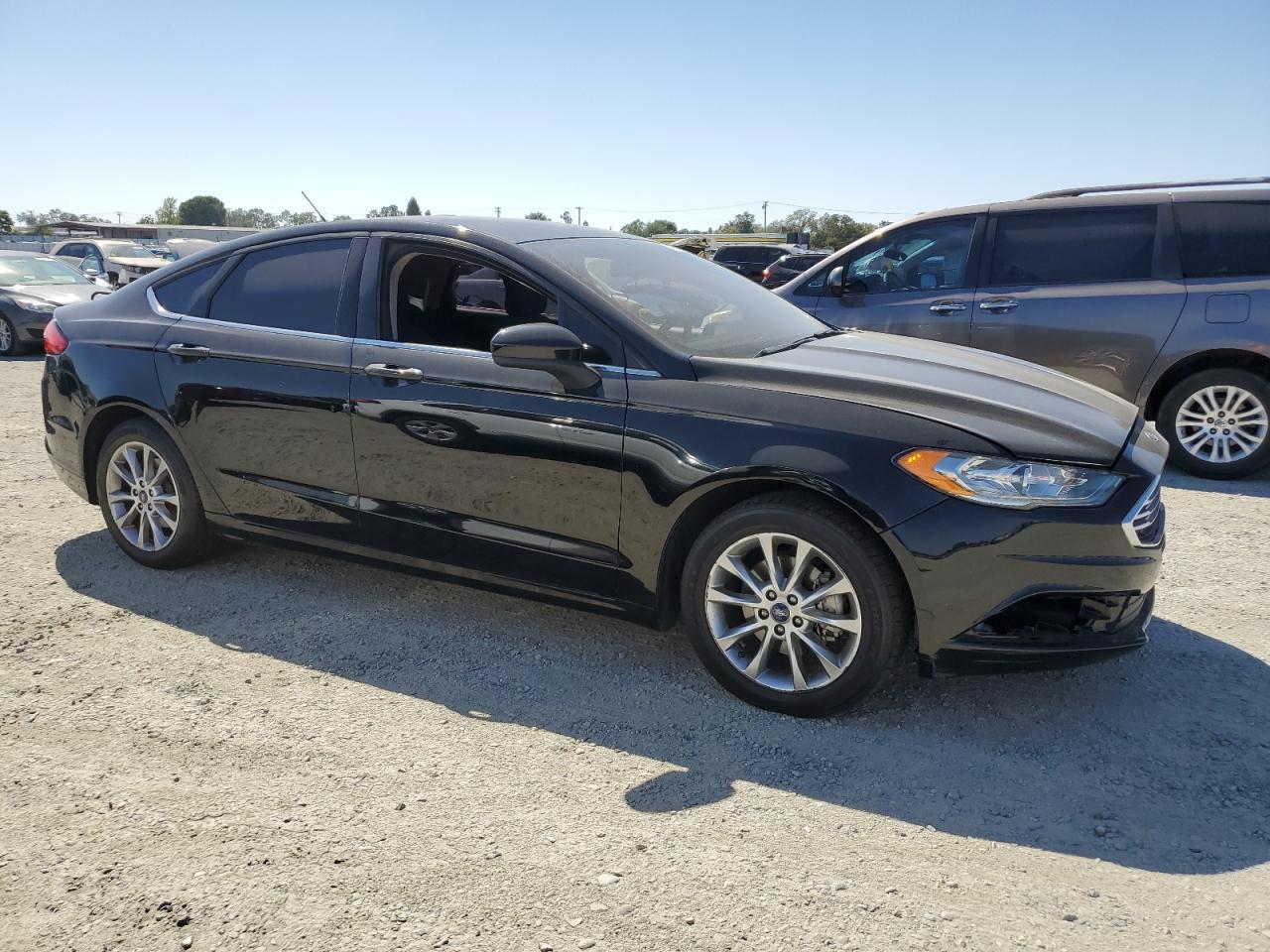 2017 Ford Fusion Se - Фото 4