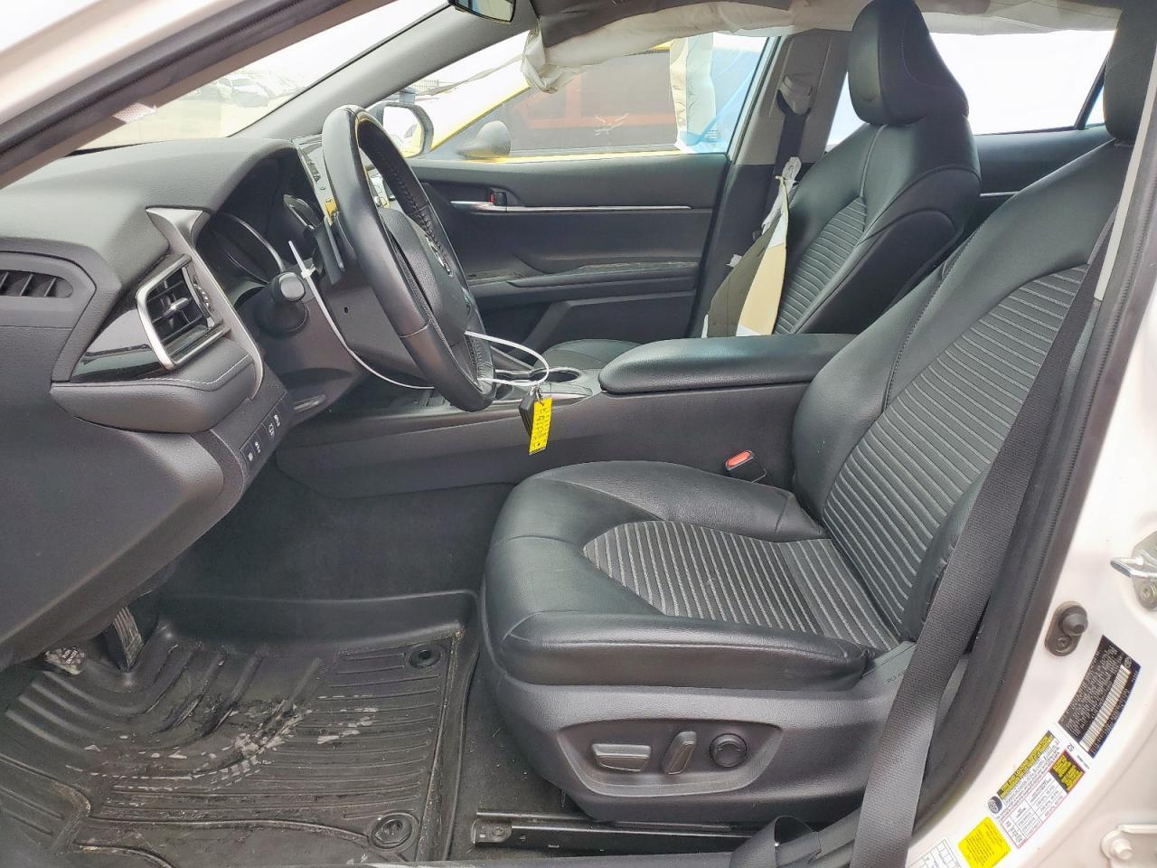 2023 Toyota Camry Se - Image 7