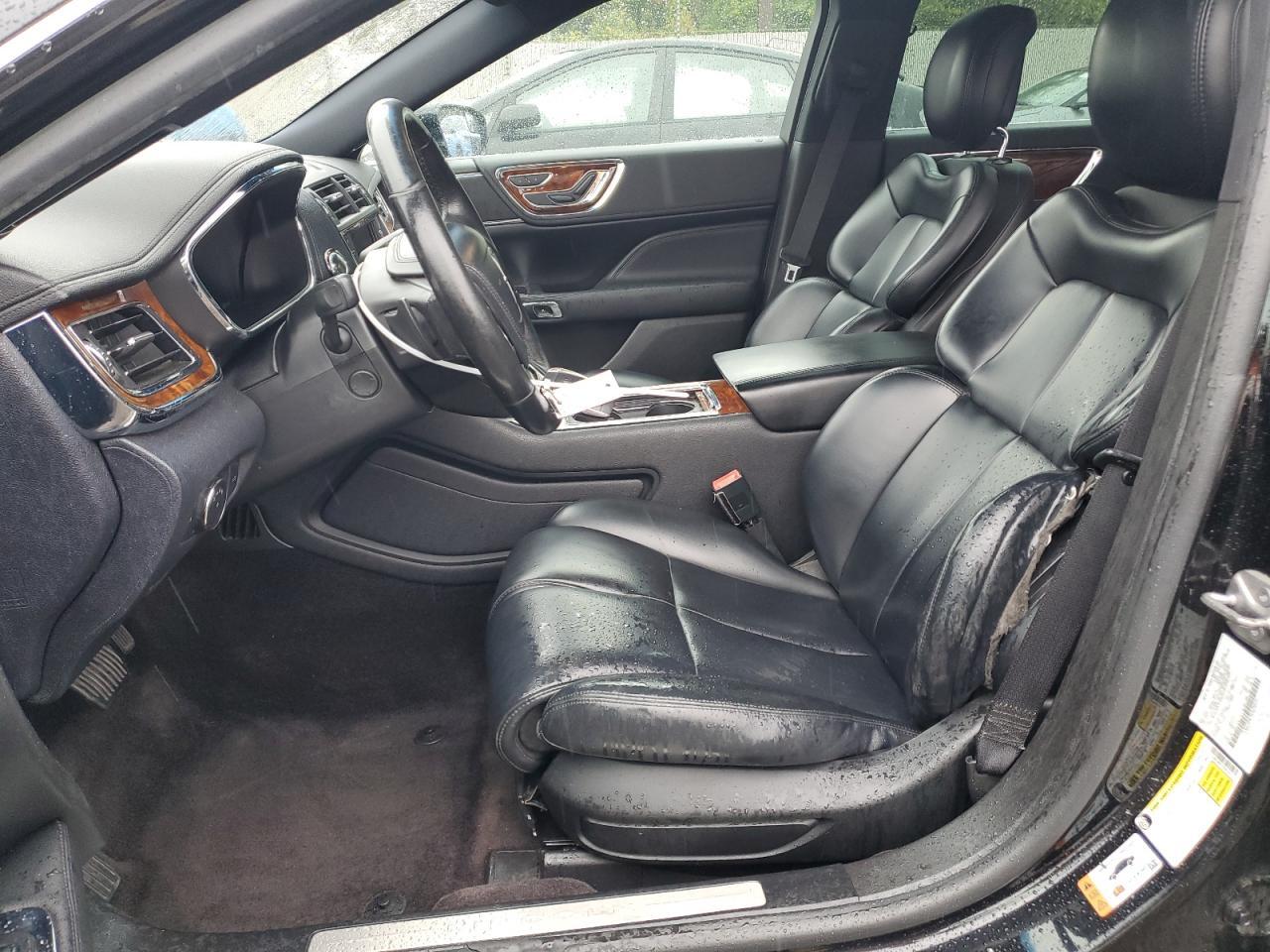 2017 Lincoln Continental Premiere - Фото 7