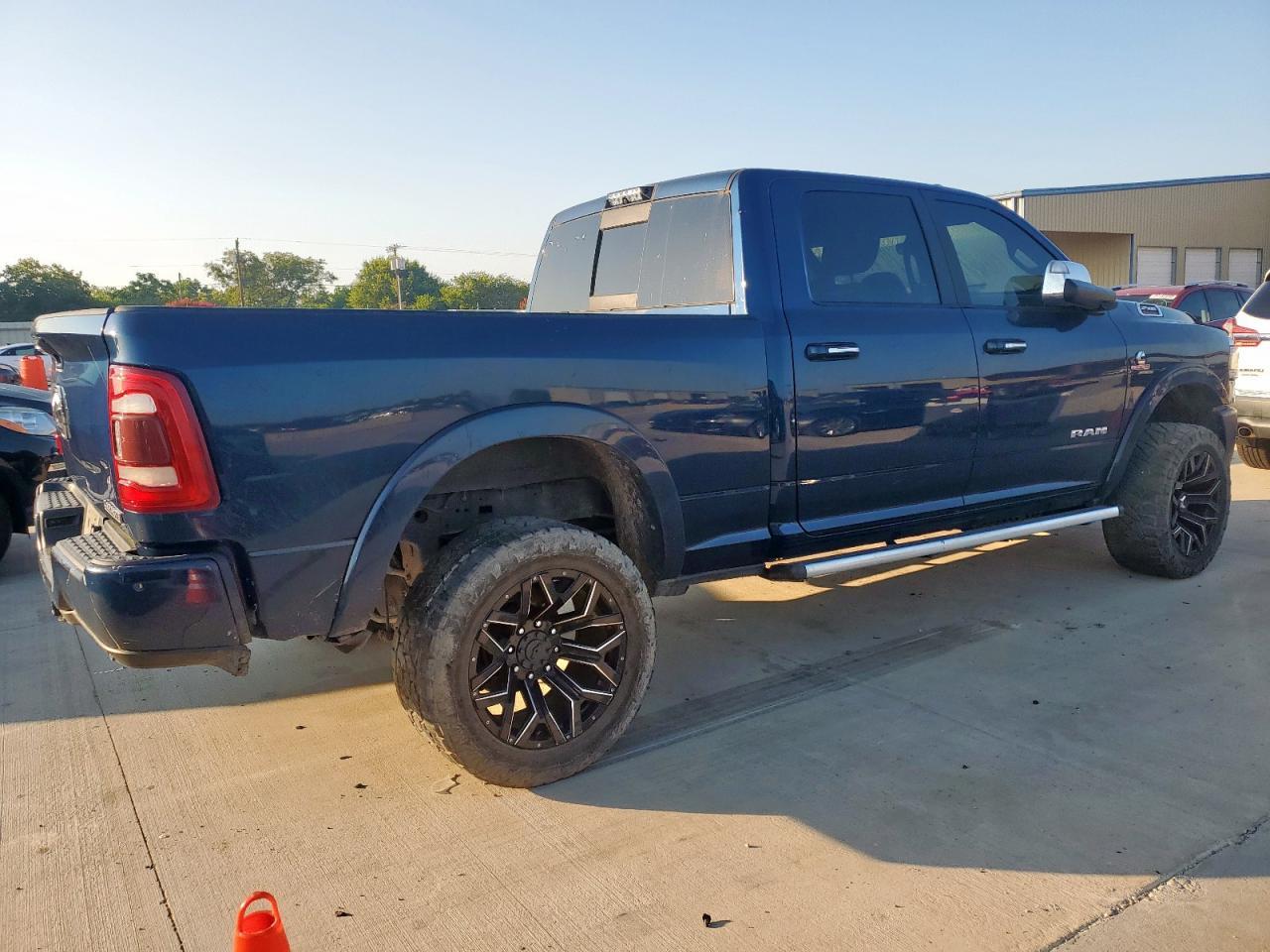 2020 Ram 2500 Laramie - Фото 3