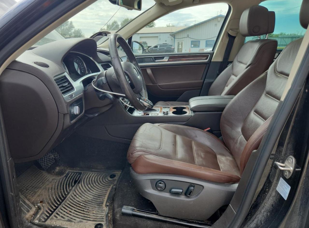 2014 Volkswagen Touareg V6 - Image 7