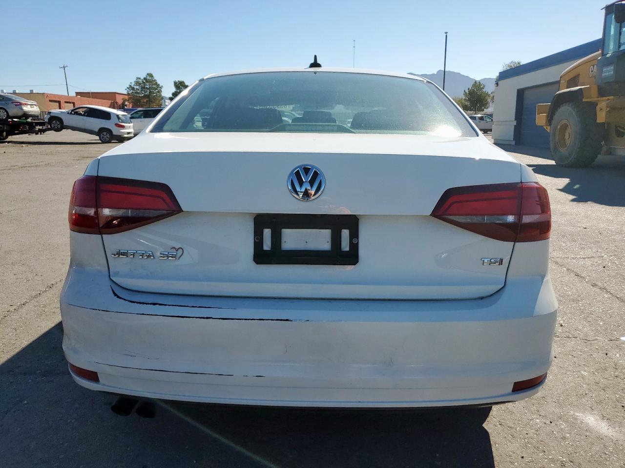 2018 Volkswagen Jetta Se - Image 6