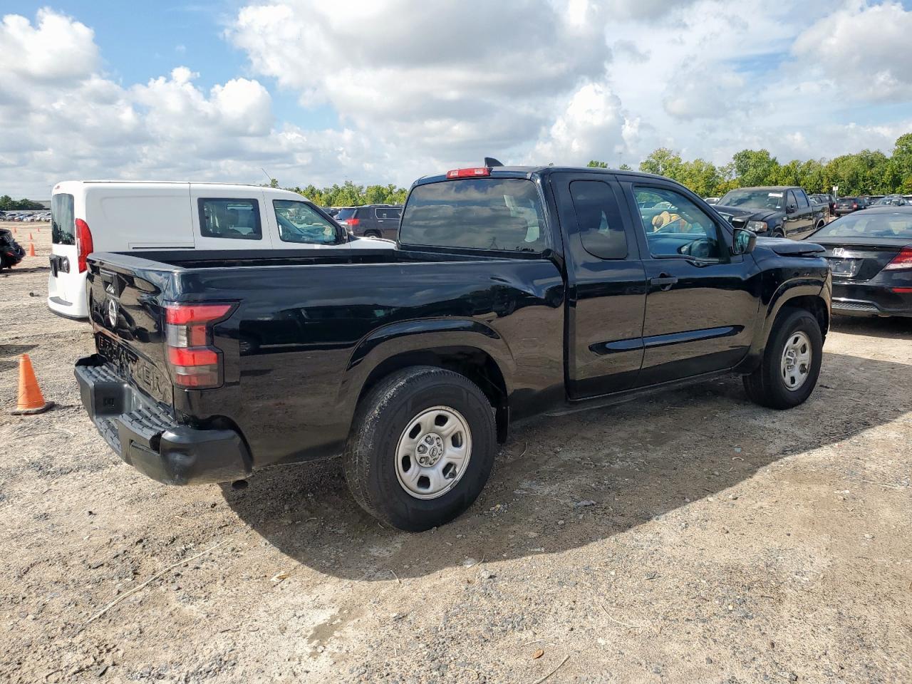 2024 Nissan Frontier S - Фото 3